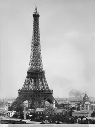 Der Eiffelturm (1887-89), fotografiert während der Weltausstellung von 1889 in Paris, Architekt Gustave Eiffel (1832-1923)