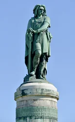 Kolossalstatue des Vercingetorix (72-46 v. Chr.), gallischer Anführer. Skulptur von Aimé Millet (1819-1891), 6,60 m hoch, 1865 auf dem westlichen Teil des Mont Auxois errichtet (7 m hoher Sockel von Viollet-le-Duc). Alise-Sainte-Reine, 1865.