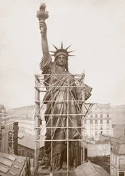 Zusammenbau der Freiheitsstatue, Paris 1883