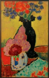 Stillleben mit schwarzer Vase