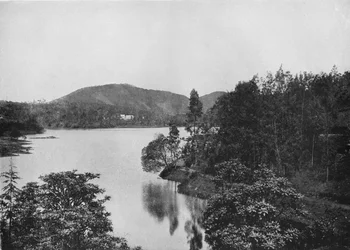 Eine Ecke des Nuwara Eliya Sees, ca. 1890, 1910