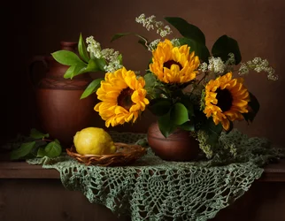 Rustikales Sonnenblumen-Stillleben