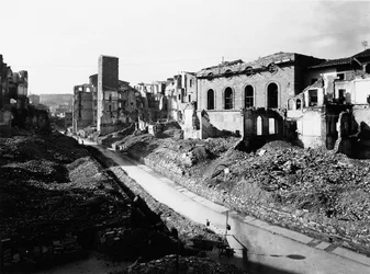 Zweiter Weltkrieg: Trümmer in Borgo San Jacopo in Florenz nach dem Bombenangriff