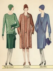 Drei Flapper modellieren französische Designer-Outfits