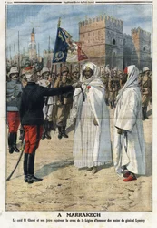 General Hubert Lyautey (1854-1934) überreicht das Kreuz der Ehrenlegion an den Kaid (Pascha) Thami El-Glaoui (1879-1956) und seinen Bruder in Marrakesch, Marokko. Illustration aus „The Petit Journal“ vom 25. April 1925