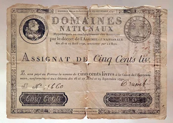 Während der Französischen Revolution ausgegebenes Papiergeld: ein Assignat über 500 Livres aus dem Jahr 1790. Privatsammlung