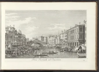 Ansicht des Canal Grande und der Rialtobrücke in Venedig