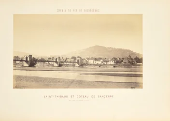 Saint-Thibaud und Coteau de Sancerre, Ansicht vom Eisenbahnweg