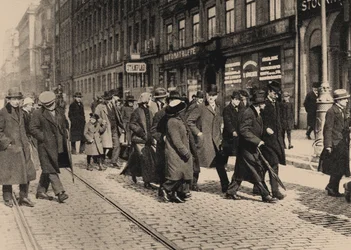 Lenin in Stockholm mit Ture Nerman und Carl Lindhagen am 13. April 1917, 1917