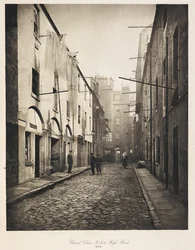 Broad Close Nr. 167 High Street, aus The Old Closes and Streets of Glasgow