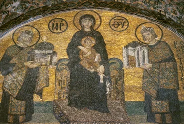 Jungfrau und Kind zwischen den Kaisern Justinian und Konstantin in der Hagia Sophia (Mosaik)