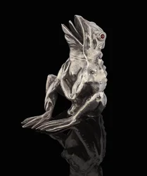 Ein Faberge Edelstein besetzter Silbertopf in Form eines Frosches, 1890