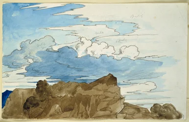 Wolkenstudie über Felskuppe im Gebirge