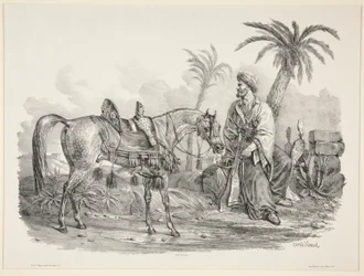 Sitzender Araber, der das Zaumzeug eines arabischen Pferdes hält