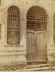 Guizetti-Palast - Tür und Fenster