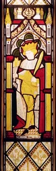 St. Edmund König und Märtyrer, Buntglasfenster
