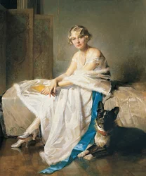 Eine elegante Dame mit ihrem französischen Bulldogge in einem Innenraum, um 1925
