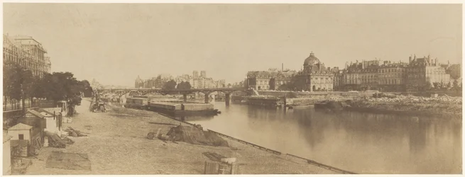 Die Seine vom Pont du Carrousel in Richtung Notre Dame