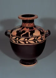 Attische rotfigurige Hydria, die Boreas verfolgt Oreithyia darstellt, 440-430 v. Chr.