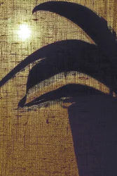 Goldene Lichtpflanzensilhouette