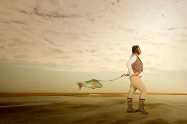 Flieger führt Fische
