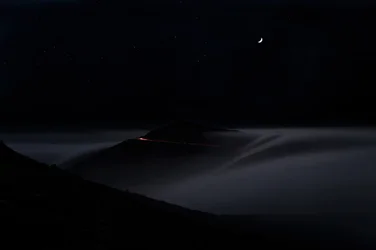 Neblige Nacht auf der Bergstraße