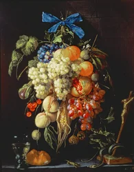 Blumenstrauß mit eucharistischen Symbolen auf einer Kante darunter