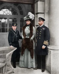 Unser Seemannskönig, seine Gemahlin und der Seemannserbe des Throns, 1910