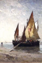 Fischerboote am Strand vertäut