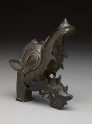Drachenkopf-Finial, Seldschukenzeit