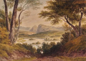 Landschaft mit See und Gebirgskette