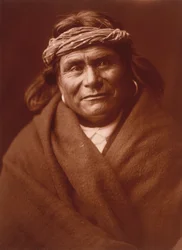 Acoma-Mann, ca. 1904 (getönter Silberdruck)