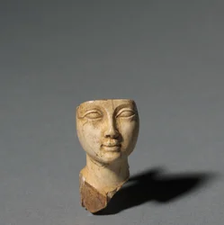 Gesicht von einem Kosmetiklöffel, 1391-1353 v. Chr.