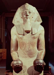 Statue der Königin Makare Hatschepsut