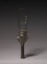 Gebogenes Sistrum, 380-343 v. Chr.