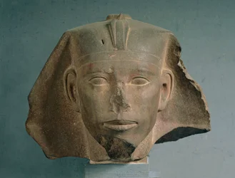 Kopf von König Djedefre, aus Abu Roash, Altes Reich, ca. 2565-2558 v. Chr.