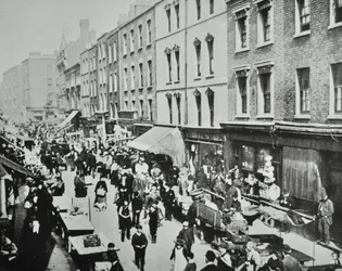 Brick Lane Market, Brick Lane: Gesamtansicht, 1895