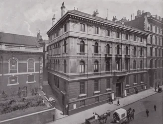 Haus der Britischen und Ausländischen Bibelgesellschaft, Queen Victoria Street