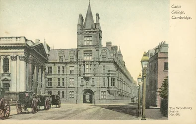 Caius College, Cambridge (Farbfoto)