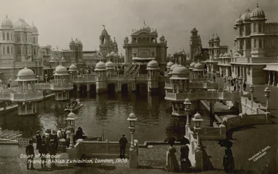 Ehrenhof, Franco-Britische Ausstellung, London, 1908