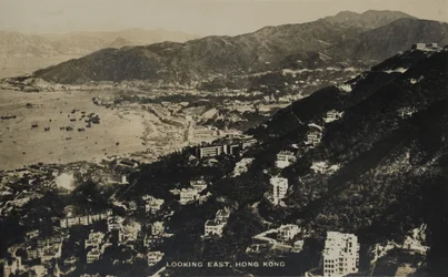Blick nach Osten, Hongkong, aus einem Album mit Fotografien zum Dienst von Pte H. Chick, 1940