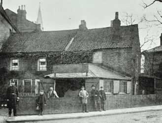 Die Schmiede, Broadway, Crouch End, 1890