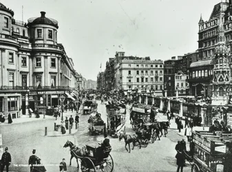 The Strand und Charing Cross, 1897