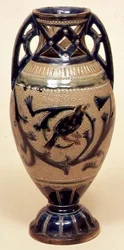 Bailey-Vase dekoriert von E. Bennett