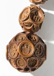 Rosenkranz von Heinrich VIII. (Buchsbaumholz)