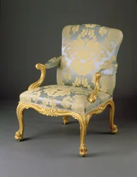 Einer aus einem Satz von vier George III Armstühlen, ca. 1765