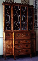 Bemalter und eingelegter Sekretär-Bücherschrank, um 1785