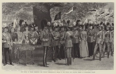 Der Prinz von Wales überreicht die Jubiläumsgedenkmedaillen an die indischen und kolonialen Truppen im Buckingham Palace