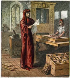 William Caxton (1422-1491), erster englischer Drucker, in seiner Werkstatt mit einer Druckerpresse. William Caxton, der erste englische Drucker