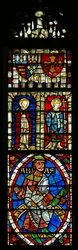 Fenster mit zwei Heiligen und heraldischen Schilden